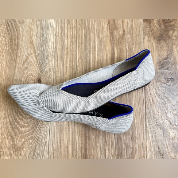 Rothy's The Point Flat Shoe Cloud Grey Color W 6.5 LNC - Picture 4 of 6